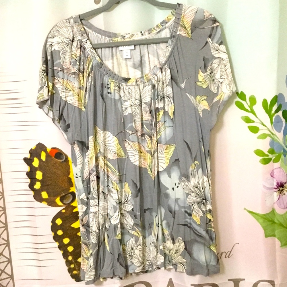 🛒Jaclyn Smith Floral Gray Flutter Sleeve Flowy Top Blouse~Size XXL